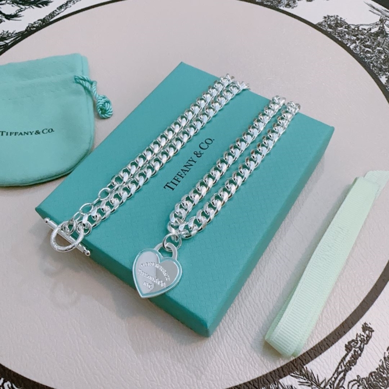 T*f*ny necklaces